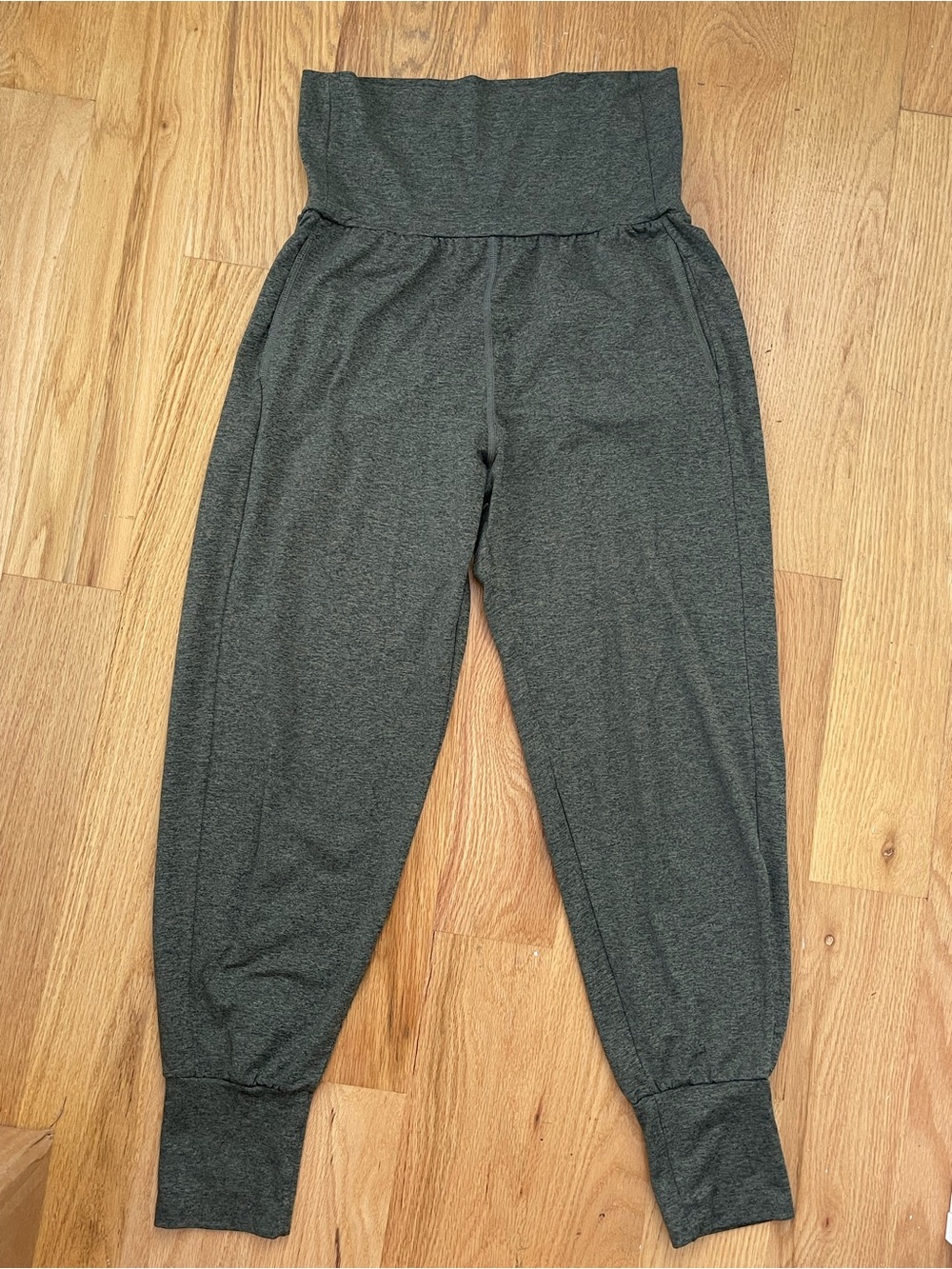 Aerie High-Waist Dark Green Lounge Jogger Pants